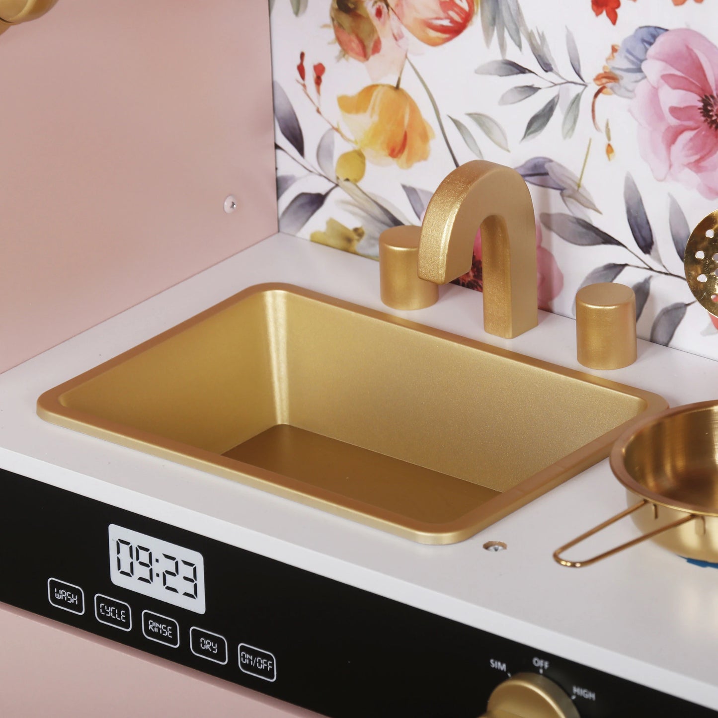 Set Bucatarie pentru Copii din Lemn Natural, FrenchCuisine PINK KIDO, Iluminare LED si Sunete, Elemente Detasabile, Set Ustensile, Cuptor cu Butoane, Telefon, Plita, Microunde, Chiuveta, 80.5 CM Inaltime, PINK KIDO